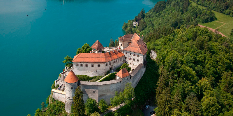 Бледський замок Словенія