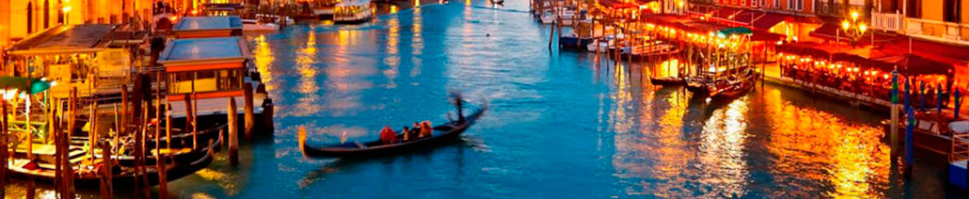 венеція-гондола-на-воді